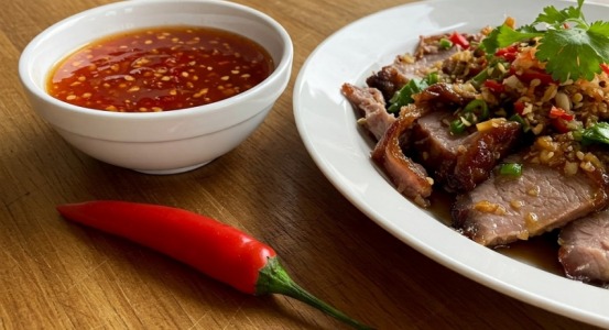 φωτογραφία για sweet chilli sauce sweet chilli sauce φωτογραφία